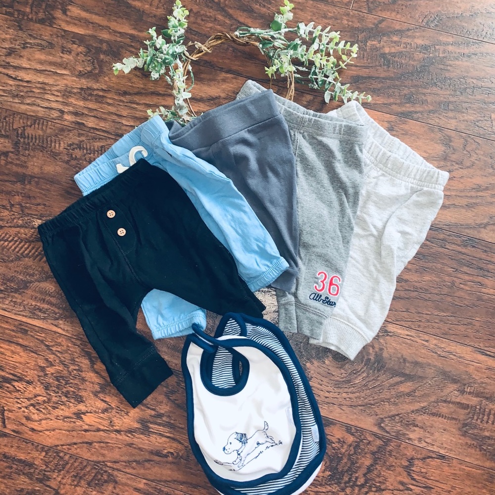 5 pairs of leggings with two bibs